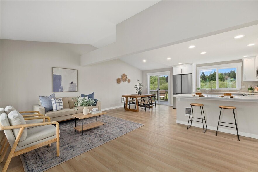 More Photos Of 930 Stitch Rd, Lake Stevens Apartments For Sale