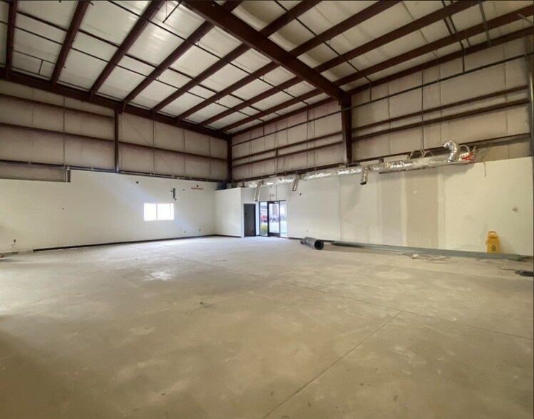 More Photos Of 511 Route 168, Turnersville Warehouse For Lease