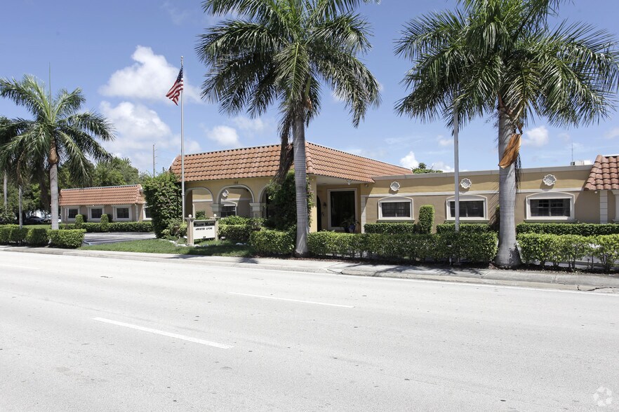More Photos Of 150 Stirling Rd, Dania Beach Assisted Living For Sale