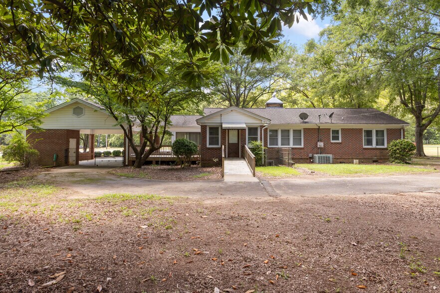 More Photos Of 23425 US Highway 76, Clinton Land For Sale