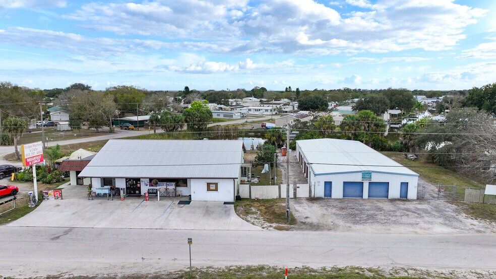 More Photos Of 1110 Buckhead Ridge, Okeechobee General Retail For Sale
