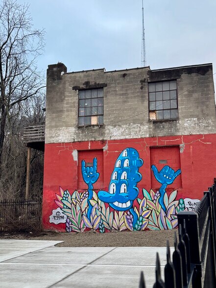 Primary Photo Of 263 Mohawk St, Cincinnati Warehouse For Sale
