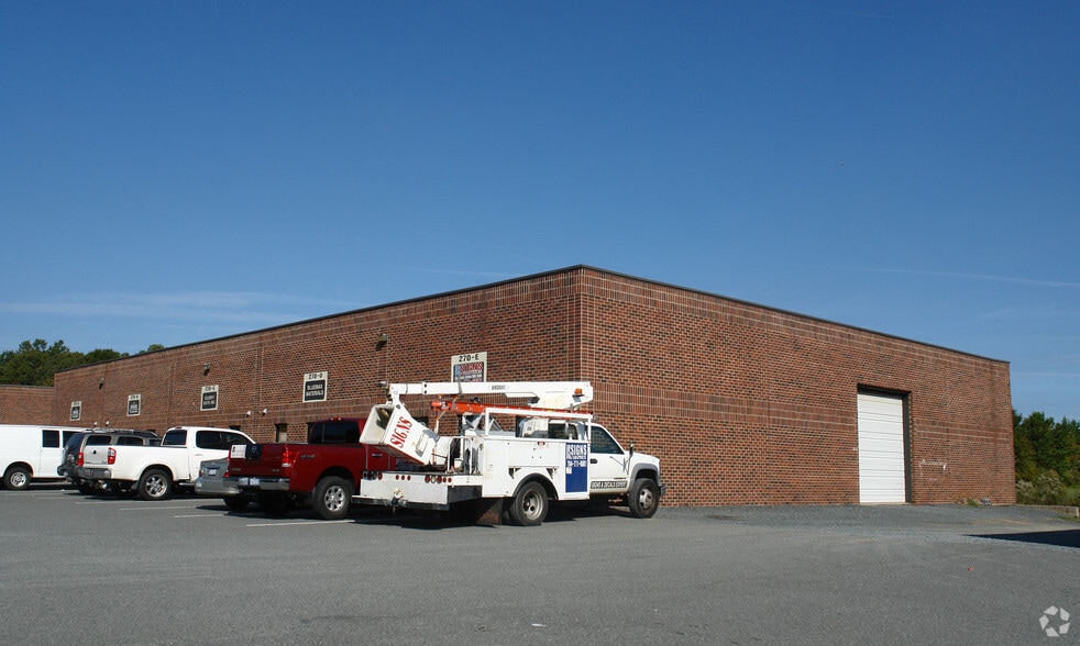 Primary Photo Of 270 Unionville Indian Trail Rd, Indian Trail Warehouse For Lease