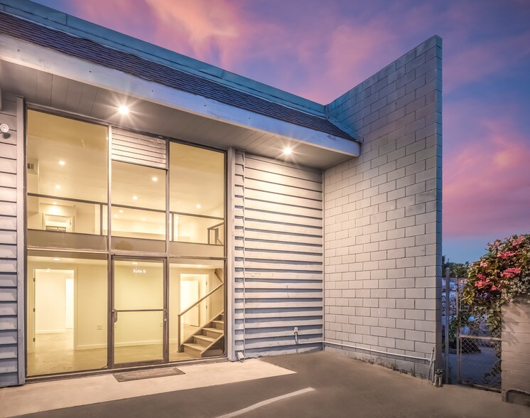 More Photos Of 607 N Vulcan Ave, Encinitas Storefront For Lease