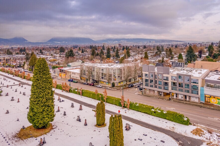 More Photos Of 4838 Fraser St, Vancouver Apartments For Sale