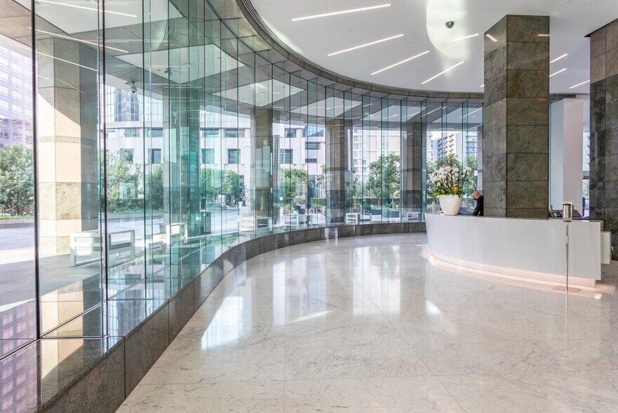 More Photos Of 350 S Grand Ave, Los Angeles Office Residential For Lease