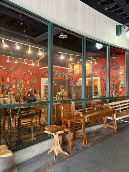 More Photos Of 917 Bay/211 Charles St, Beaufort Storefront Retail Residential For Sale