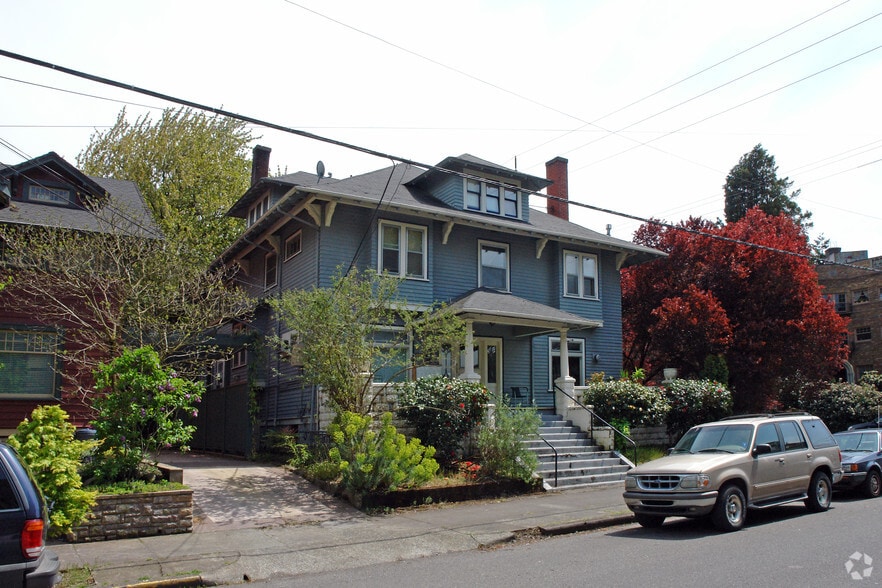 More Photos Of 1804 NE 14th Ave, Portland Apartments For Sale