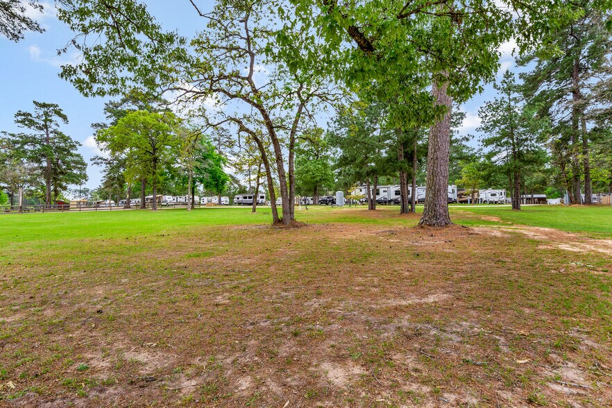 More Photos Of 16789 Butera Rd, Magnolia Trailer Camper Park For Sale