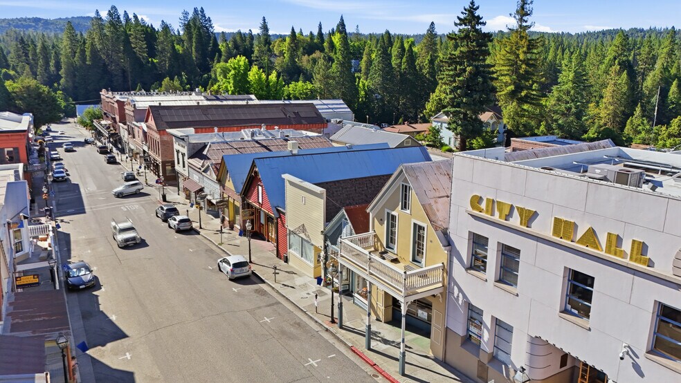 More Photos Of 311 Broad St, Nevada City Restaurant For Lease