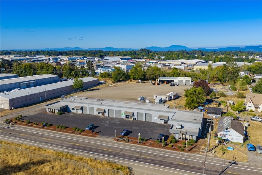 More Photos Of 2300 Ferry St SW, Albany Research And Development For Lease
