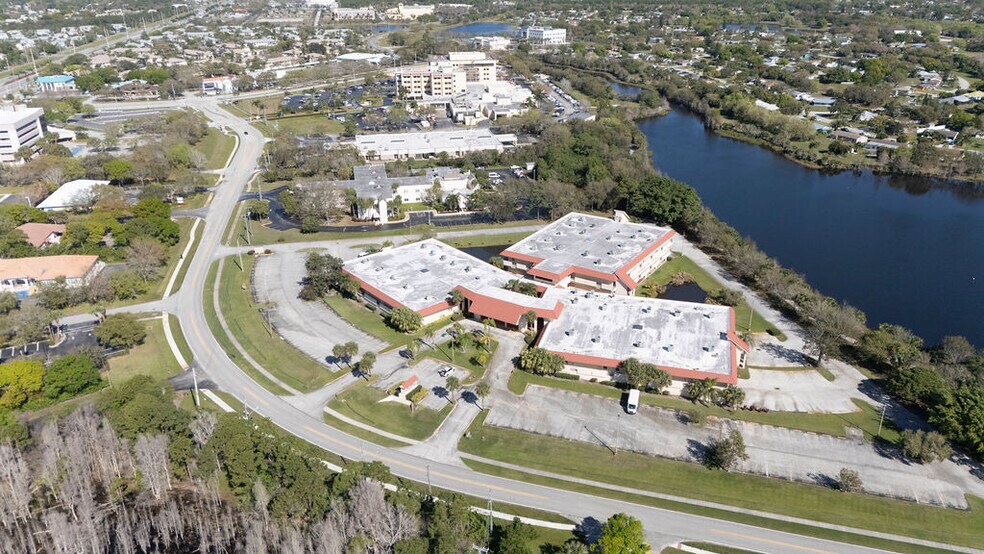 More Photos Of 1801 SE Hillmoor Dr, Port Saint Lucie Medical For Lease