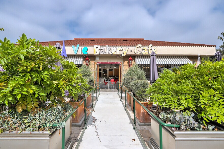 Primary Photo Of 923 S Bascom Ave, San Jose Restaurant For Sale