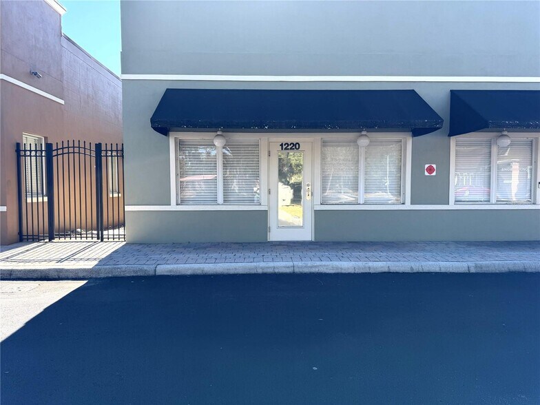 Primary Photo Of 3246 W Lake Mary Blvd, Lake Mary Office For Sale