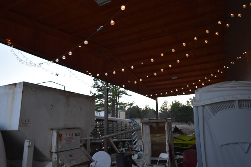 More Photos Of NE 120th, Red Oak Land For Sale