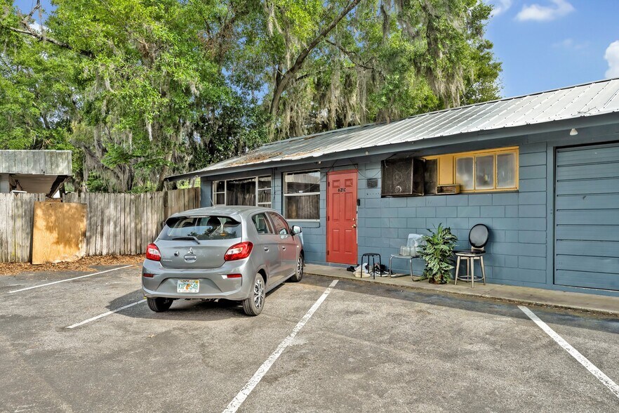 More Photos Of , Deland Unknown For Sale