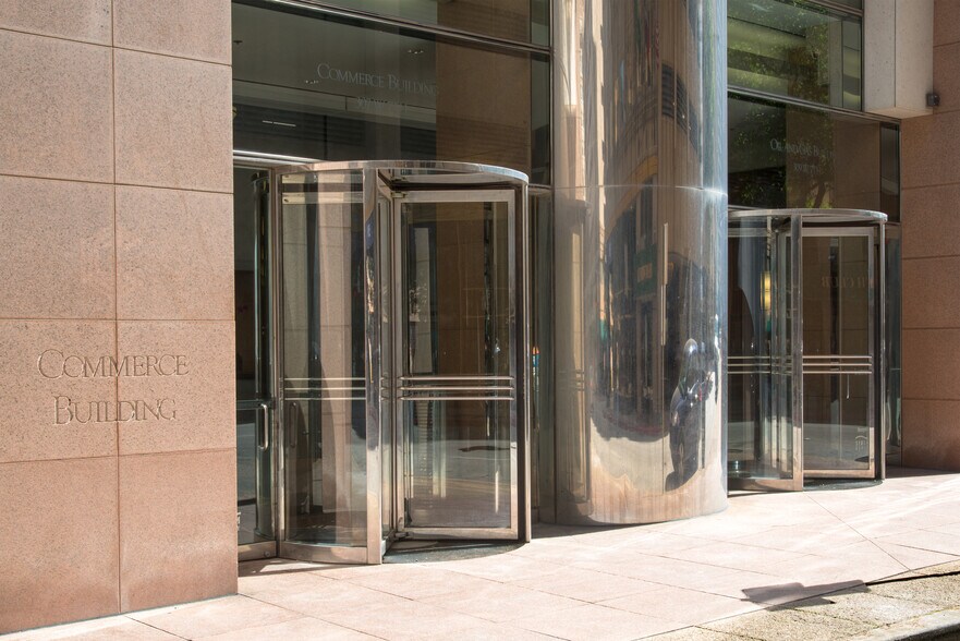 More Photos Of 307 W 7th St, Fort Worth Office For Lease