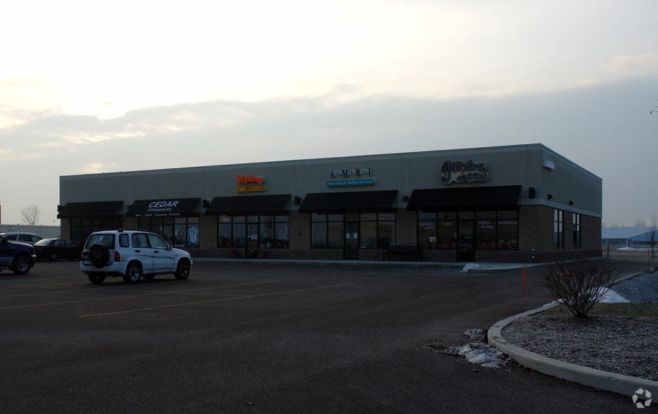 Primary Photo Of 28400 Cedar Park Blvd, Perrysburg Storefront For Lease