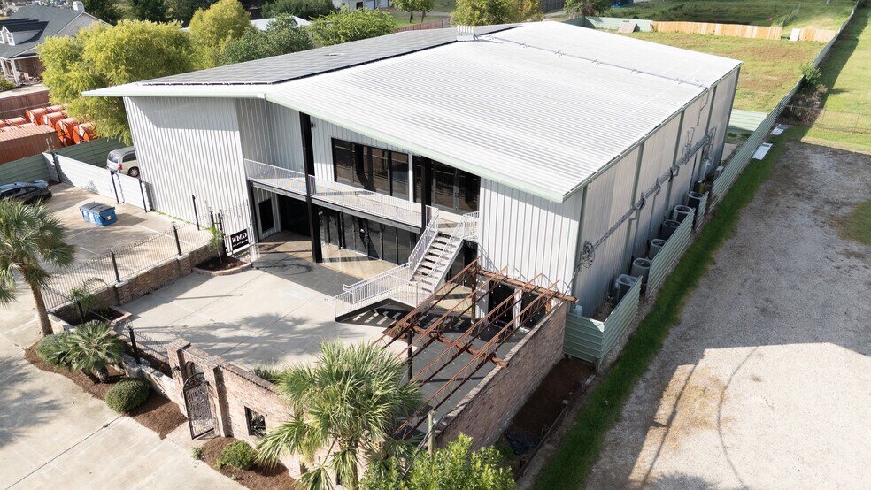 More Photos Of 12633 Shiloh Church Rd, Houston Warehouse For Sale