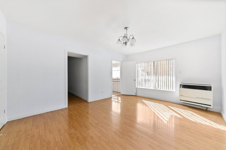 More Photos Of 1716 Winona Avenue, Los Angeles Multifamily For Sale