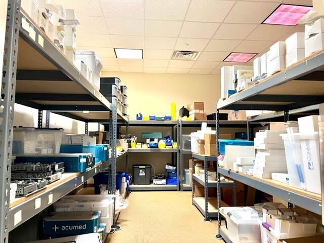More Photos Of 100 Corporate Dr, Trumbull Research And Development For Lease