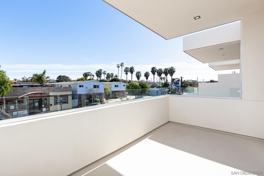 More Photos Of 2158 & 2166 Abbott st, San Diego Apartments For Sale