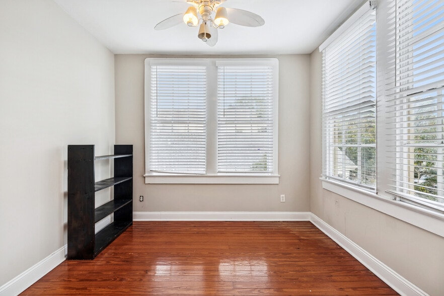 More Photos Of 1300 Arabella St, New Orleans Storefront Retail Residential For Sale