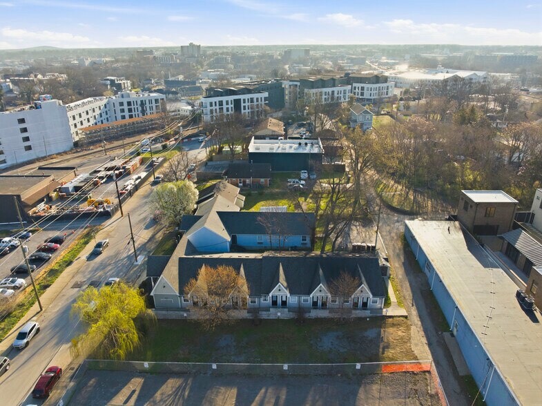 More Photos Of 415 Humphreys St, Nashville Apartments For Sale