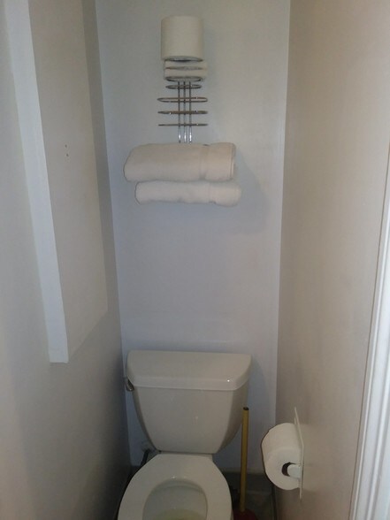More Photos Of 1521 1st Ave NW, Great Falls Hotel For Sale