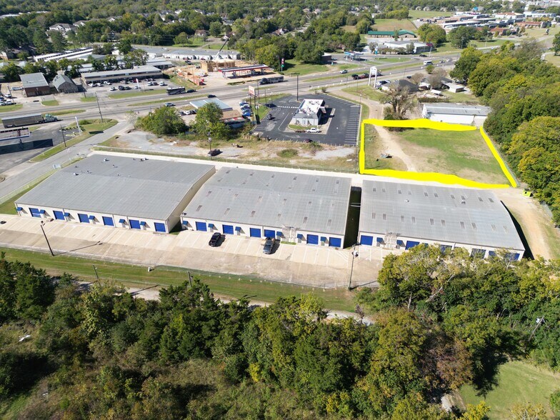 More Photos Of 4942 Catherine St, Montgomery Land For Lease