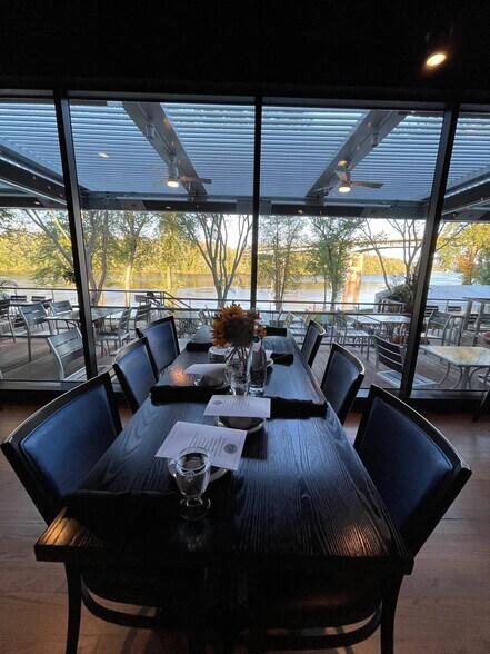 More Photos Of 100 Great Meadow Rd, Wethersfield Office For Lease