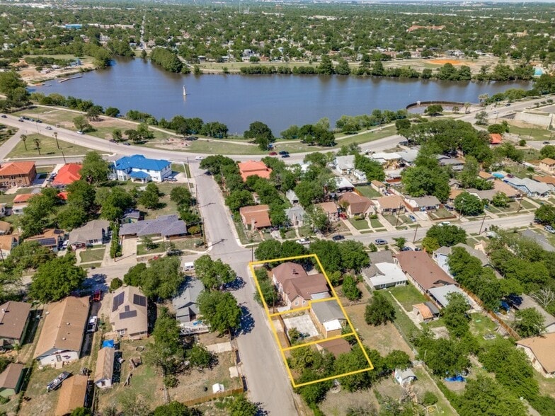 Primary Photo Of 1246 Waverly Ave, San Antonio Apartments For Sale