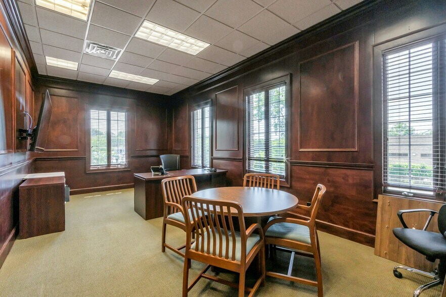 More Photos Of 161 Mckinley St, Closter Office For Sale