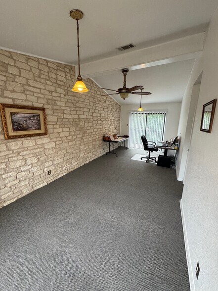 More Photos Of 5524 Bee Caves Rd, Austin Office For Sale