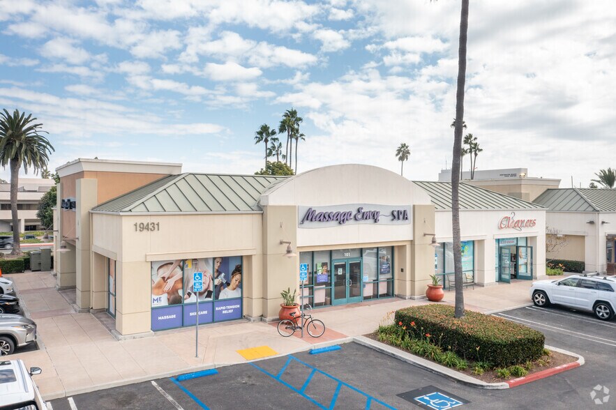 More Photos Of 7201 Yorktown Ave, Huntington Beach Unknown For Lease