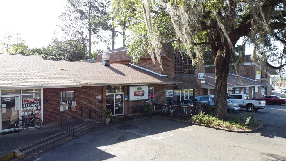 More Photos Of 1903-1915 N Monroe St, Tallahassee General Retail For Lease