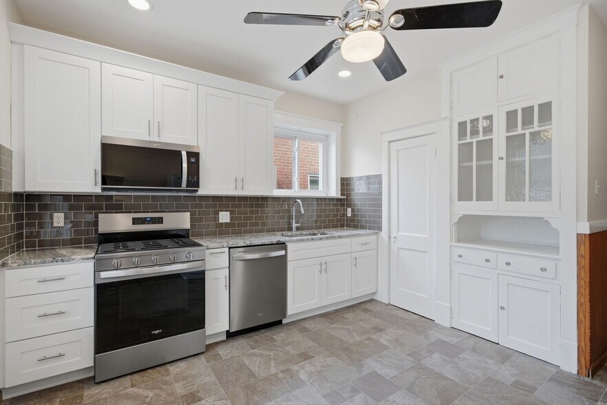 More Photos Of 5921 S Kingshighway Blvd, Saint Louis Multifamily For Sale