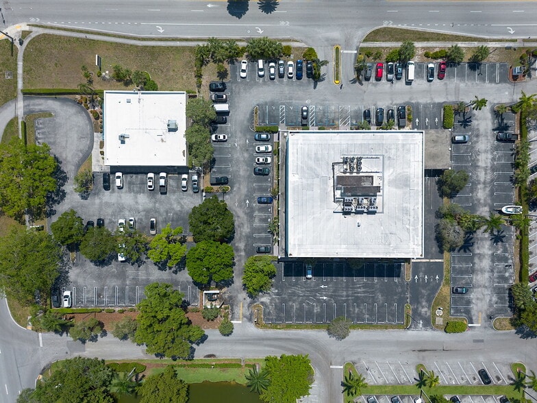 More Photos Of 351 S Cypress Rd, Pompano Beach Office For Sale