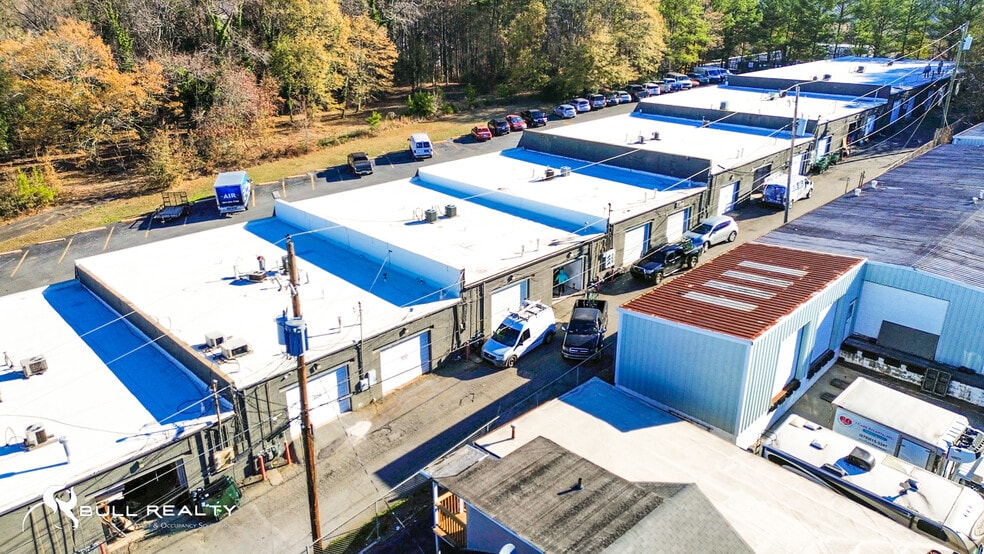 More Photos Of 5891 New Peachtree Rd, Doraville Warehouse For Lease