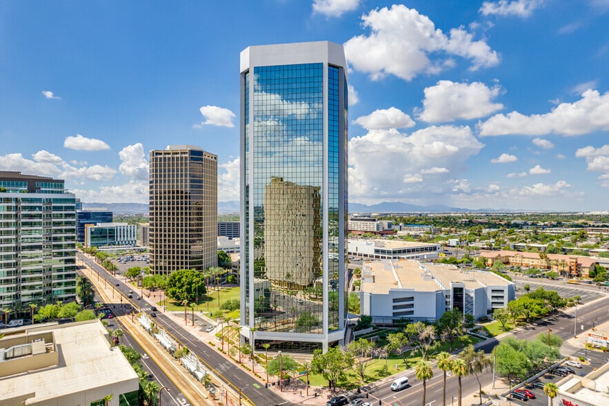 More Photos Of 3300 N Central Ave, Phoenix Office For Lease