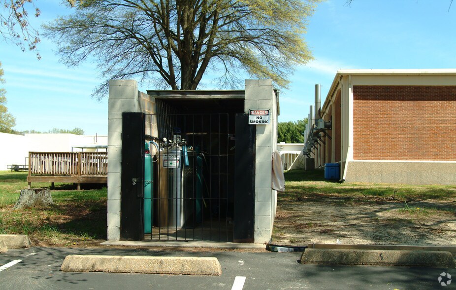 More Photos Of 10329 Stony Run Ln, Ashland Medical For Sale