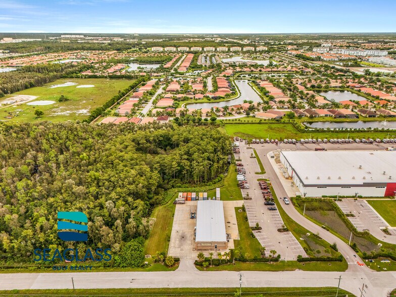More Photos Of 3890 Veronica S Shoemaker Blvd, Fort Myers Warehouse For Sale