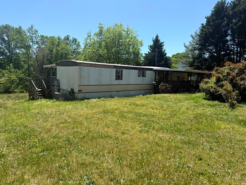 More Photos Of 142 Edith Dr, Taylors Land For Sale