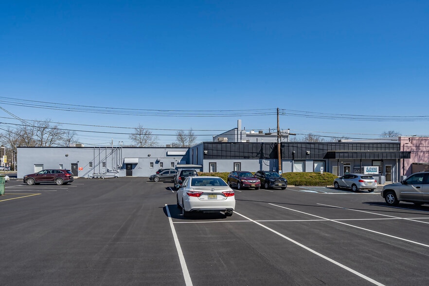 More Photos Of 307 - 319 W Landis Ave, Vineland Medical For Lease