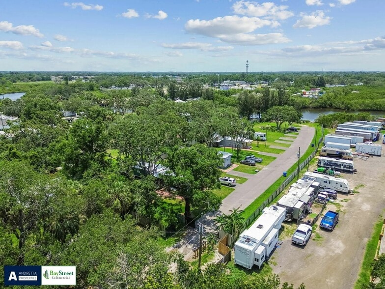 More Photos Of 11224 Restwood Dr, Gibsonton Manufactured Housing Mobile Home Park For Sale