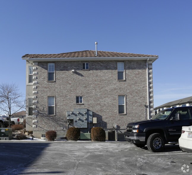 More Photos Of 8823 S Redwood Rd, West Jordan Office For Sale