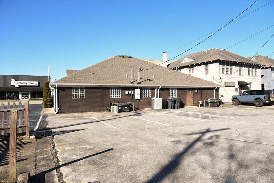 More Photos Of 431 Johnston St SE, Decatur Medical For Lease