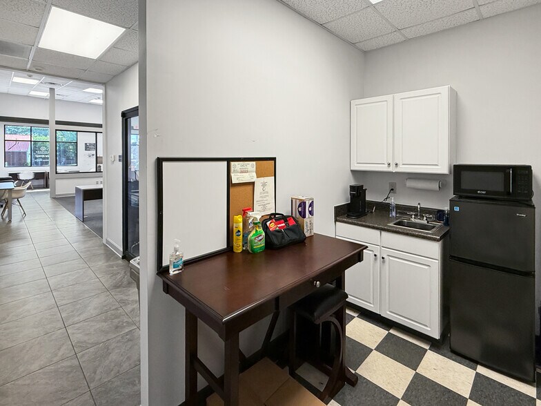 More Photos Of 514 Hargrove Rd E, Tuscaloosa Office For Lease