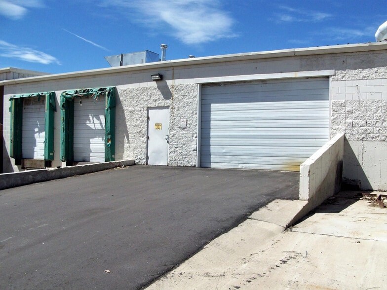More Photos Of 555 Aspen Ridge Dr, Lafayette Warehouse For Lease