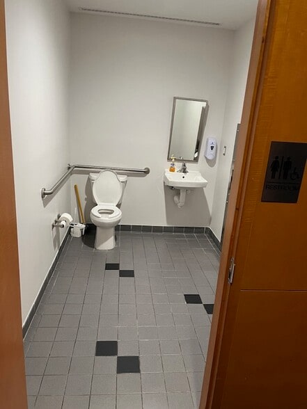 More Photos Of 3325 W Hillsboro Blvd, Deerfield Beach Bank For Sale